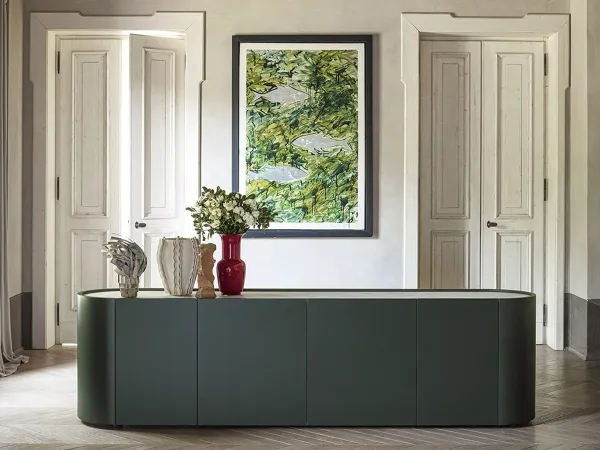 La madia Dedalo di Pianca in una zona living