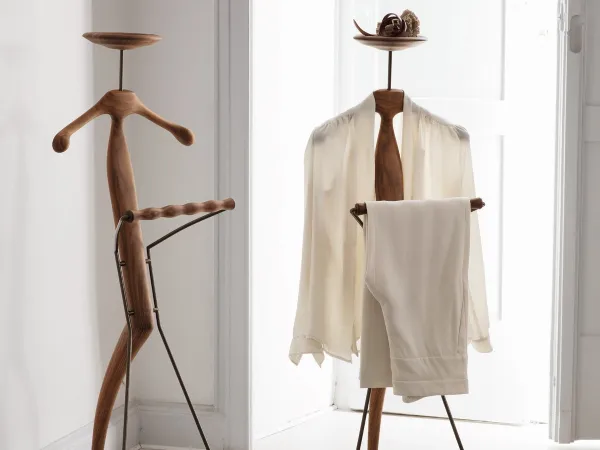 Porada Sir Bis Garderobe in einem Wohnbereich