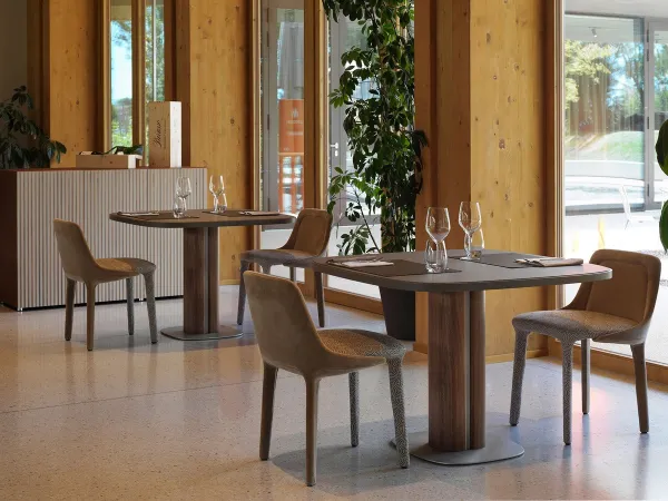 Trafalgar Table Horm Casamania