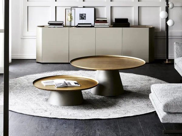 Il tavolino Amerigo di Cattelan Italia con piano in Brushed Brass