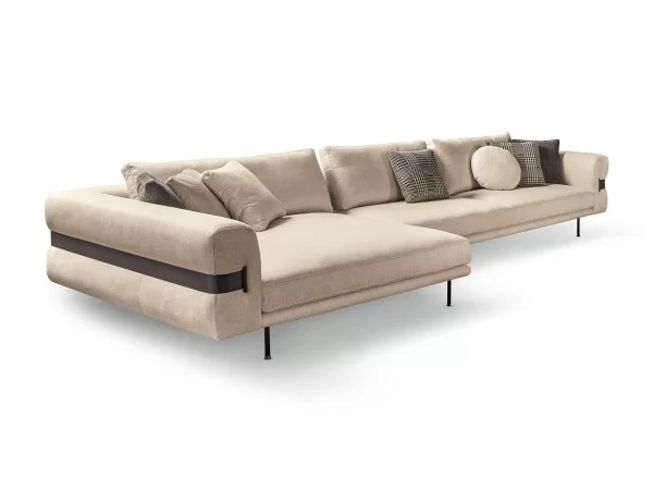 Valley sofa by Cantori