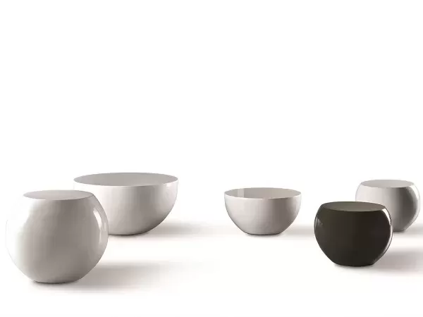 The Bongo coffee table by Meridiani