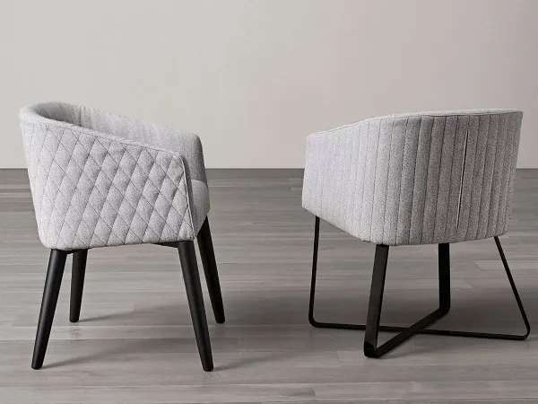 Silla Lolyta de Meridiani en dos variantes