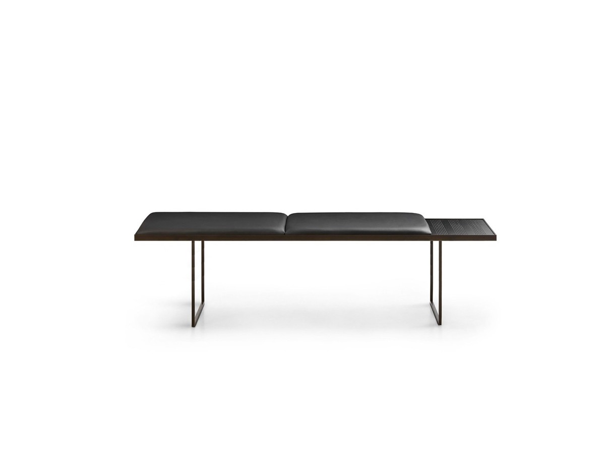 The Uma bench by Lema