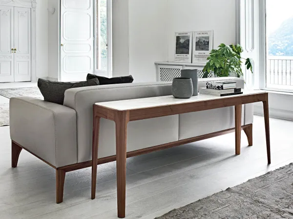 La consolle Ziggy di Porada come retrodivano