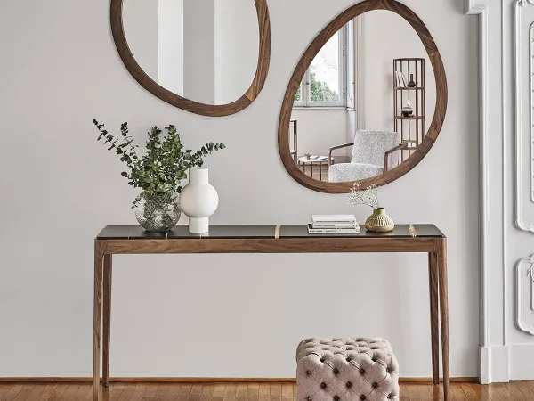 Der Ziggy Konsolentisch von Porada mit Holzstruktur