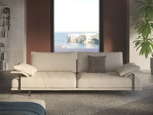 The Heston sofa by Cattelan Italia in a linear shape