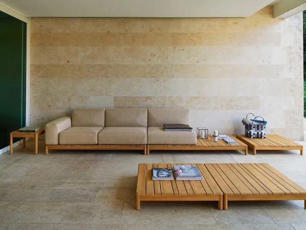 Le canapé Barcode de Varaschin pour l'extérieur