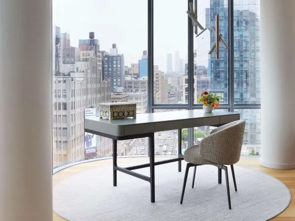 Victor writing desk by Lema - Roberto Lazzeroni design