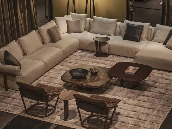 在2025年米兰国际家具展上探索Porada的Côté边桌