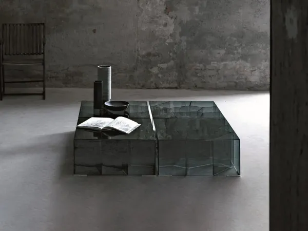 La table basse Alice de Glas dans un espace living