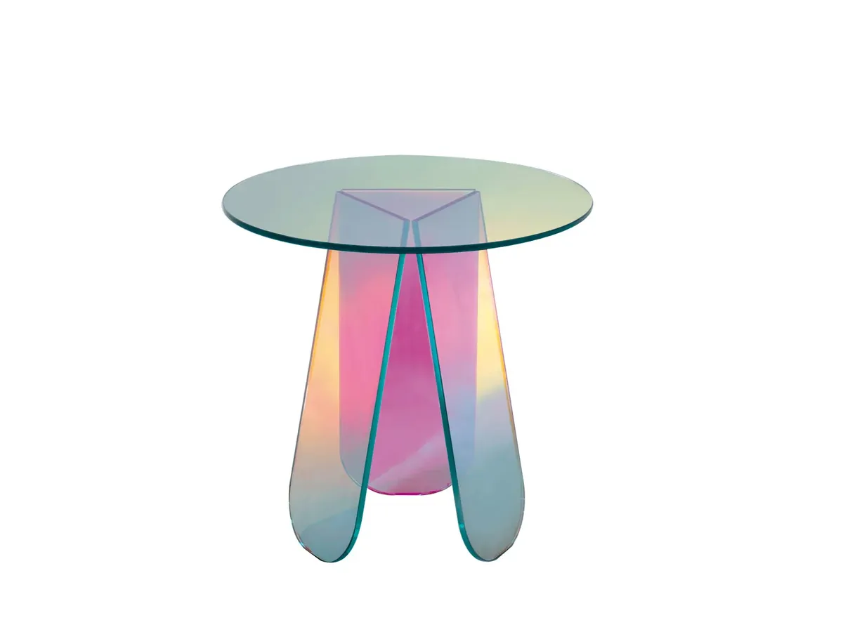 La mesa auxiliar Shimmer de Glas