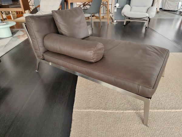 La chaise longue Happy di Flexform