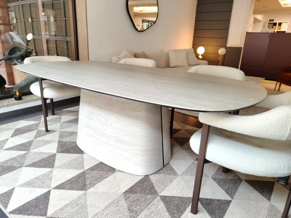 Mesa Napoleon de Cattelan Italia en oferta en Mobilificio Marchese