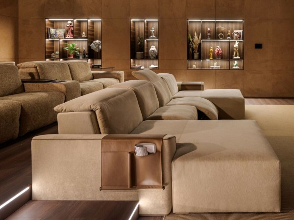 Kubrik – reclining cinema armchair by Vismara