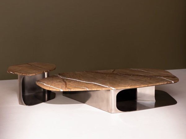 Mesa de Centro Kor Baxter | Base de Acero Envejecido y Tapa de Piedra | Baxter Design Team