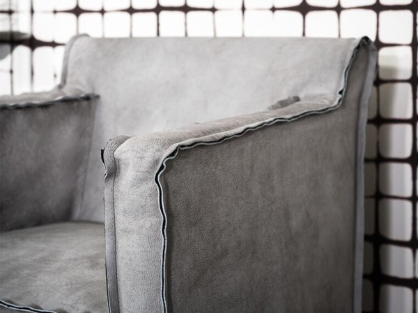 Stuhl mit Armlehnen Summer Arms Baxter | Leder mit Rohkantennaht | Design Paola Navone