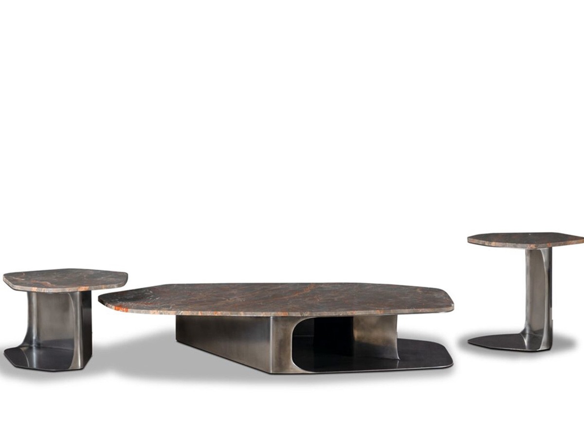 Mesa de Centro Kor Baxter | Base de Acero Envejecido y Tapa de Piedra | Baxter Design Team