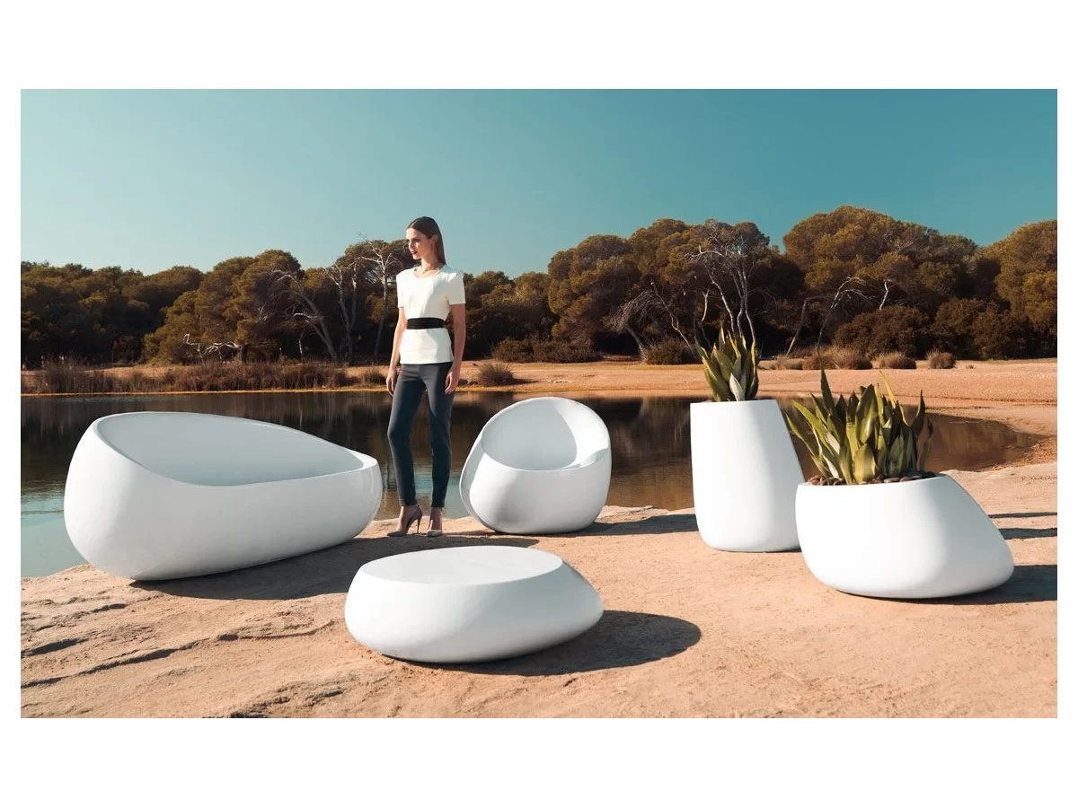Stone outdoor sofa by Vondom