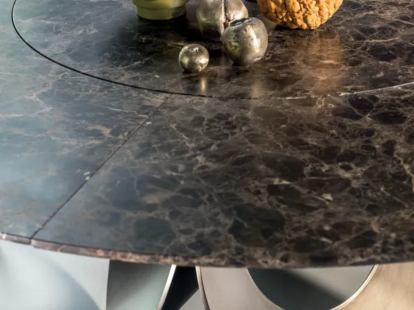 Detalles de la tapa de mármol de la mesa Oracle