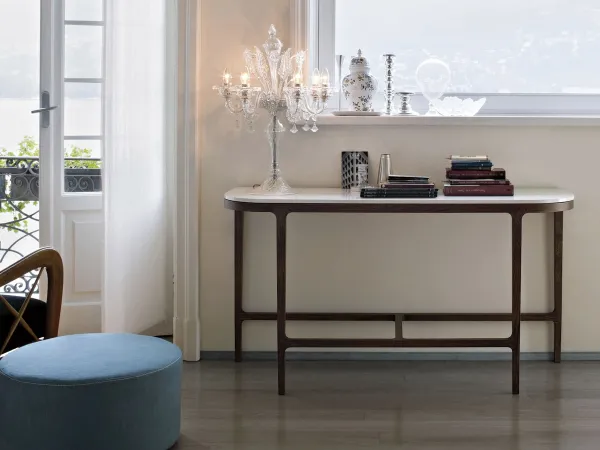 Consola Victoria en un salón