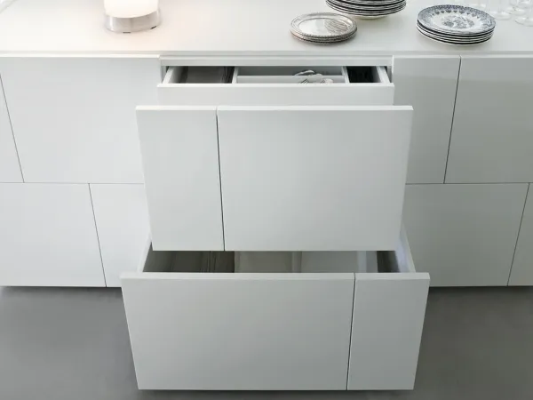 Détails des tiroirs du buffet Ortelia de Lema