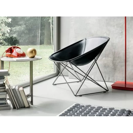 Popsi armchair by Lema: black leather finish