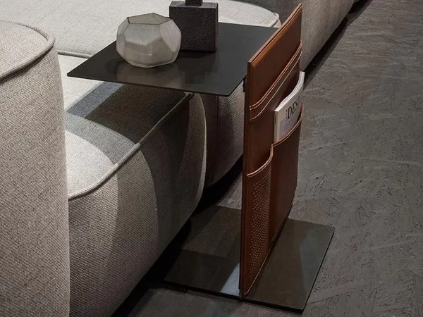 Details of the Note coffee table by Lema