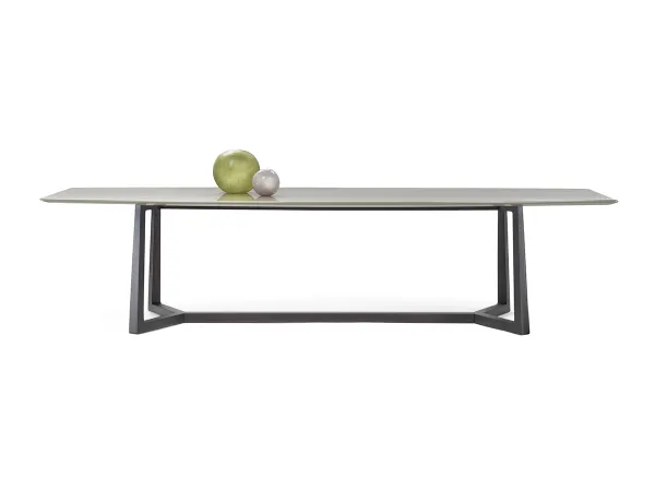 Flexform Gipsy Table