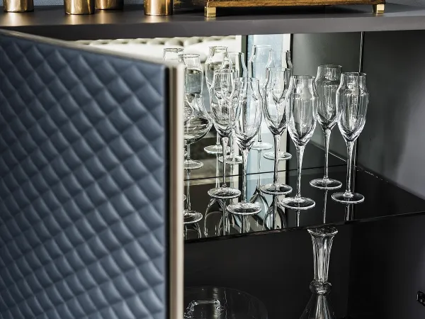 蒂芙尼餐具柜 by Cattelan Italia