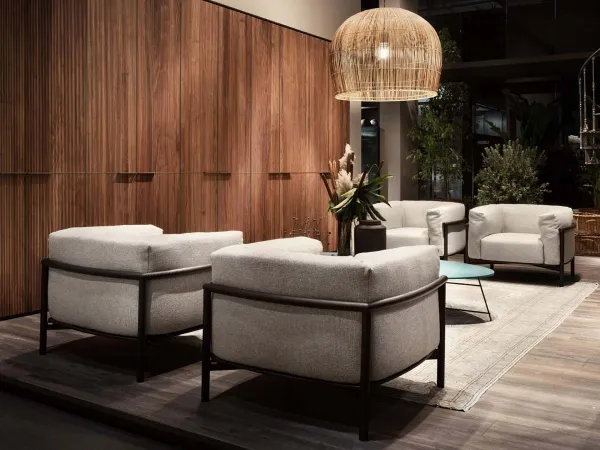 Detalles de la parte trasera del sillón Taiki de Lema