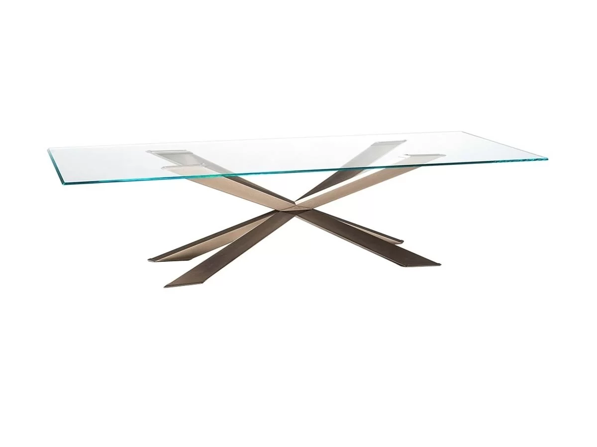 Spyder table by Cattelan: Italian design icon