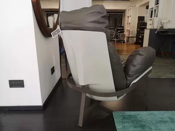 Jupiter Lite by Arketipo on sale