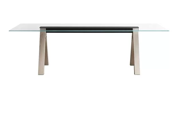 Sesto table by Lema: the...