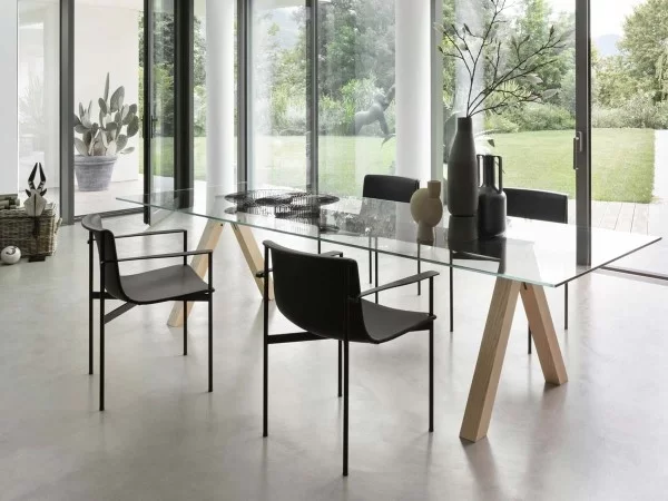 Sesto table by Lema: the impeccable elegance