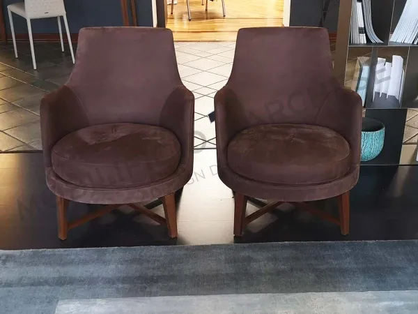 Flexform Guscio Armchair on sale at discounted price