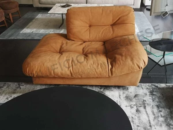 Baxter Milano armchair on sale!