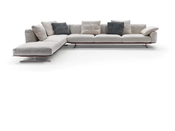 Il divano Soft Dream di Flexform con sistema di sedute personalizzabile