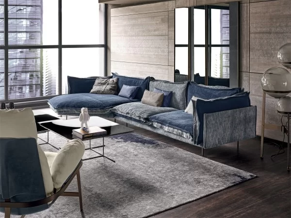 Auto Reverse Sofa for best design solution