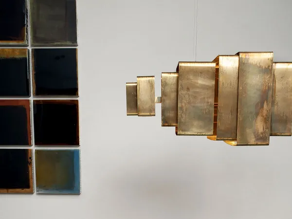 La lampe Lais de Baxter dans un décor de chambre