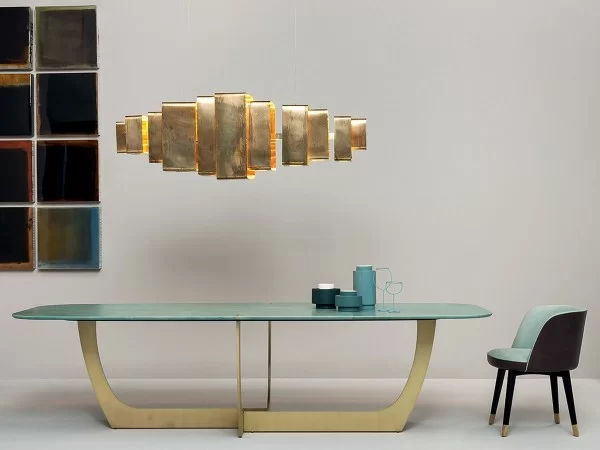 Lais-Lampe und Romeo-Tisch von Baxter