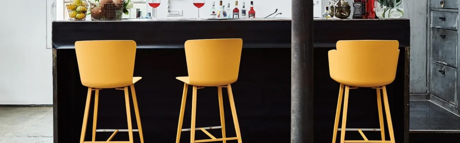 Find Luxury Stools on Marchese 1930