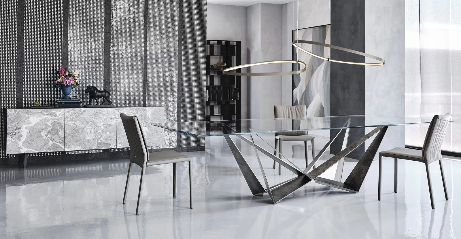 Discover all furniture for your dining room on Mobilificio Marchese